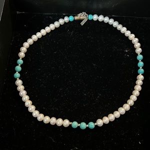 Honora pearl with turquoise strand